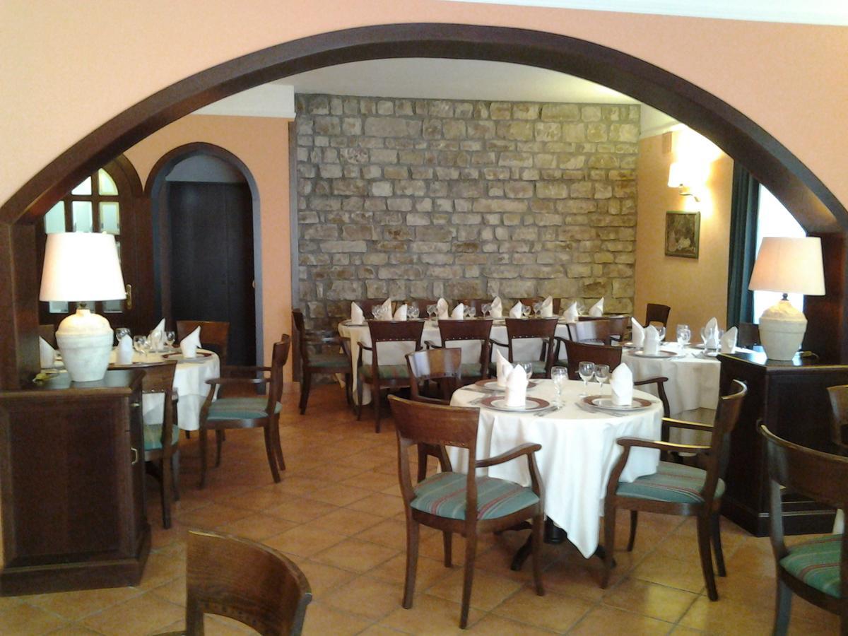 Casale Maginulfo Hotel Roccamandolfi ภายนอก รูปภาพ